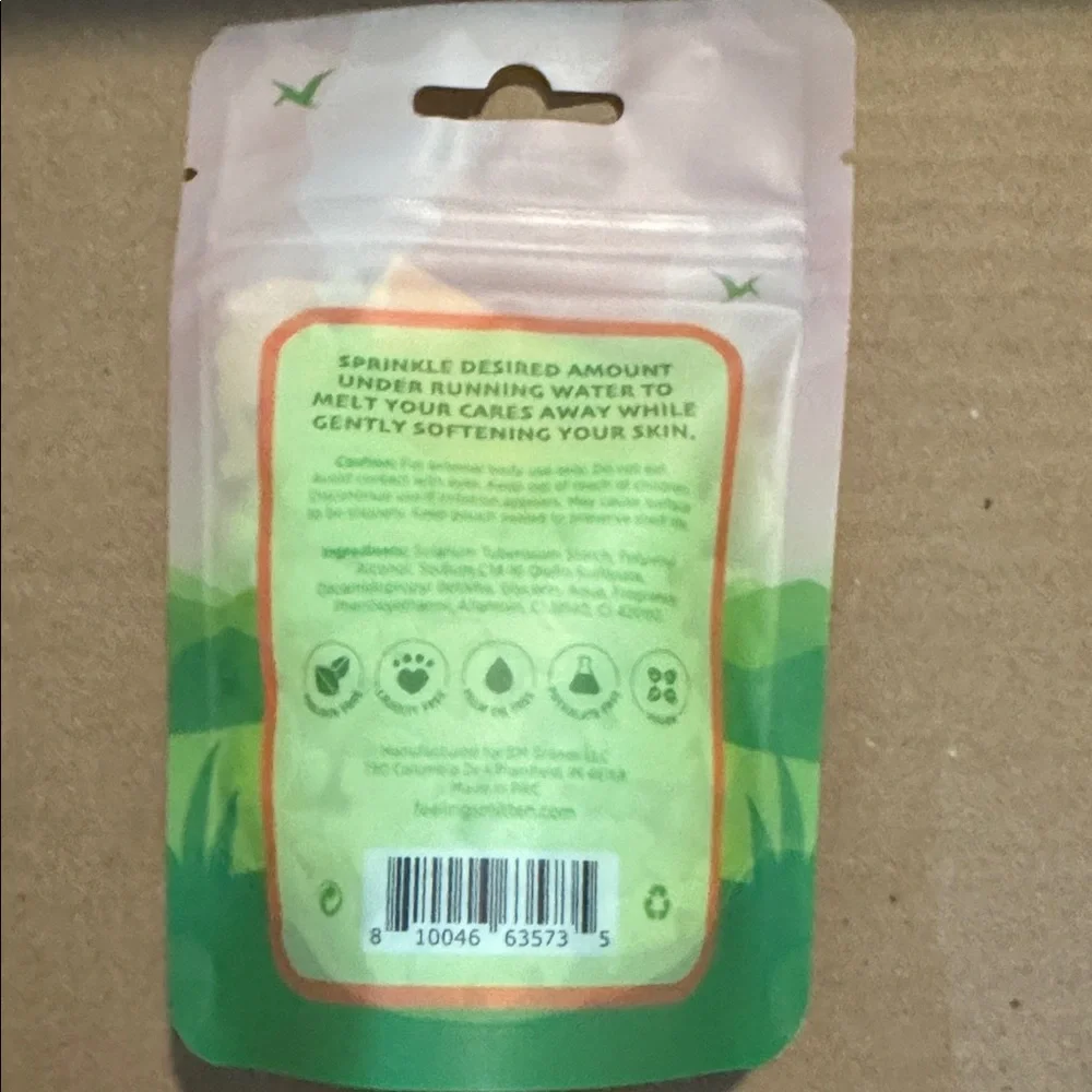 Dino Shaped Bath Confetti (Aloe Vera) - New in Package
